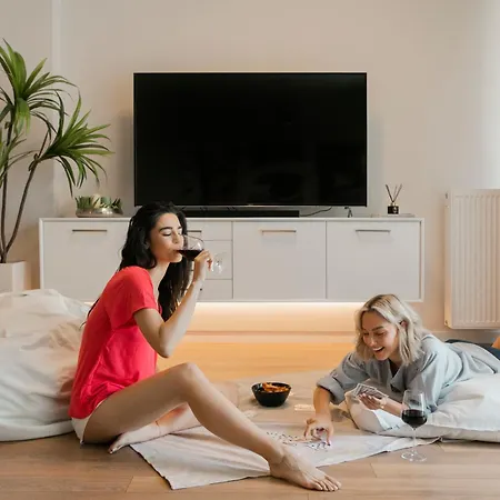 Harmony Sea View Апартаменты *